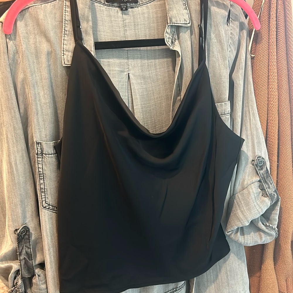 Black Cowl Neck Tank button up back like new